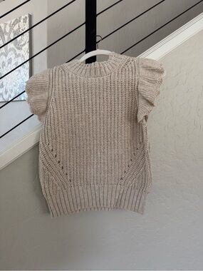 Universal Thread Cream Ruffle Sleeve Knit Vest